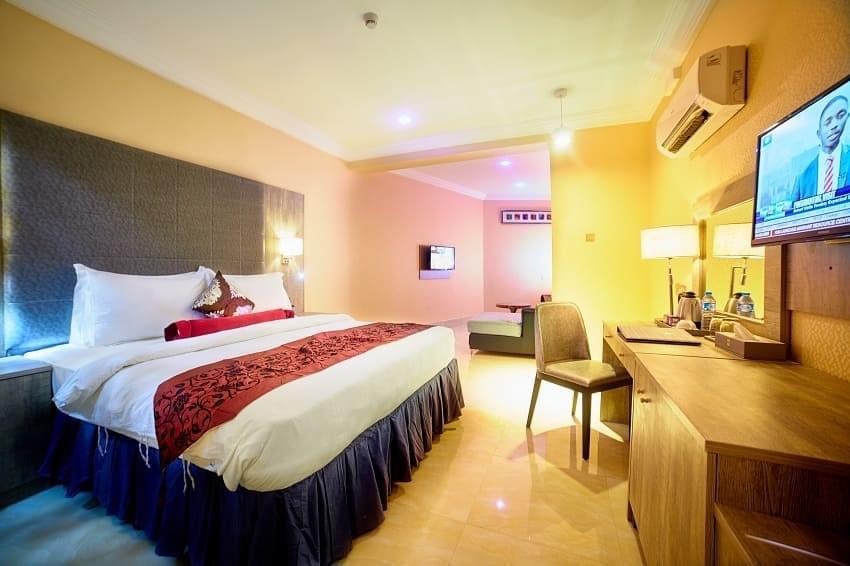 /web/uploads/116/ Corinthia Villa Hotel/room-photos/Business Suite/C.V.H BUSINESS SUITE (002).jpg